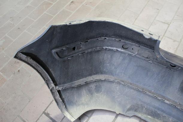 Foto: STOSSFÄNGER/ STOßSTANGE HINTEN ( LIMOUSINE ) eines VW Golf 1.4