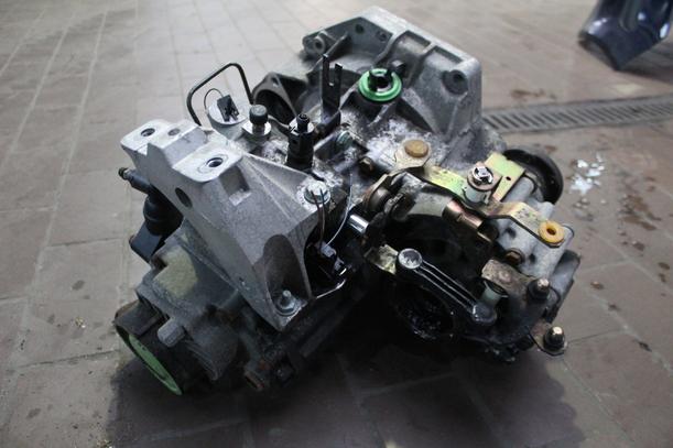 Foto: SCHALTGETRIEBE 5-GANG DSB eines VW Golf 1.4