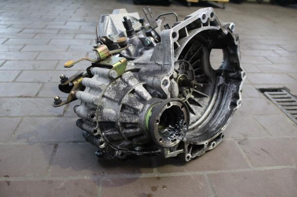 Foto: SCHALTGETRIEBE 5-GANG DSB eines VW Golf 1.4