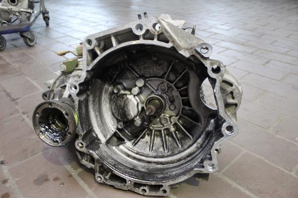 Foto: SCHALTGETRIEBE 5-GANG DSB eines VW Golf 1.4