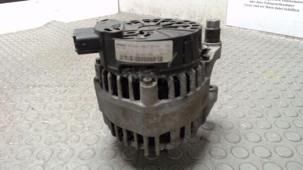 Foto: LICHTMASCHINE ( 90 A ) eines Peugeot 307 110