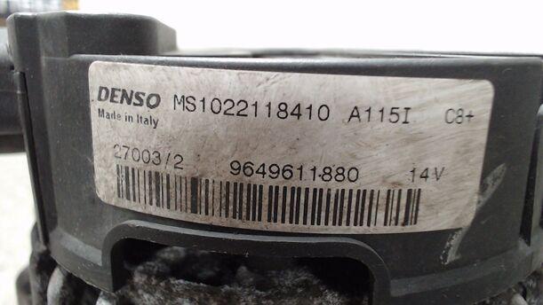 Foto: LICHTMASCHINE ( 90 A ) eines Peugeot 307 110