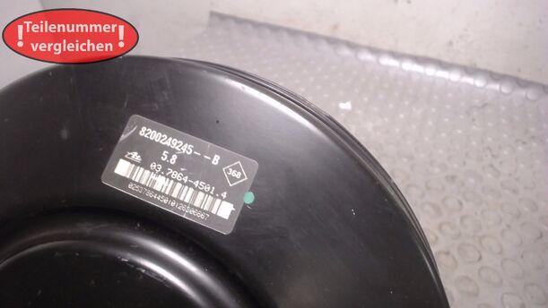 Foto: BREMSKRAFTVERSTÄRKER eines Renault Clio 1.2 16V