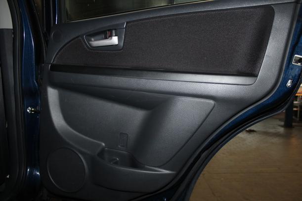 Foto: TÜR HINTEN RECHTS ( STUFENHECK ) eines Suzuki SX4 1.6 VVT