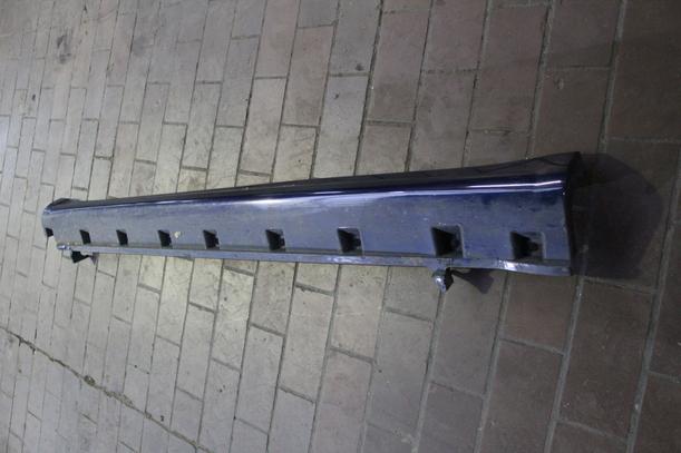 Foto: SCHWELLERBLENDE LINKS ( STUFENHECK ) eines Suzuki SX4 1.6 VVT