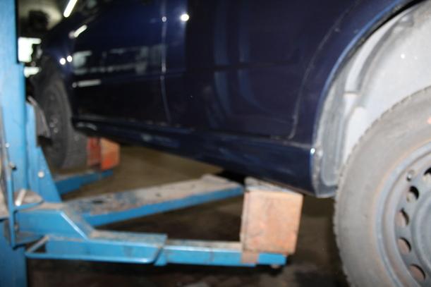 Foto: SCHWELLERBLENDE LINKS ( STUFENHECK ) eines Suzuki SX4 1.6 VVT