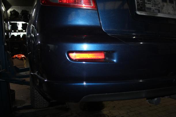 Foto: STOSSFÄNGER / STOßSTANGE HINTEN ( STUFENHECK ) eines Suzuki SX4 1.6 VVT GLX