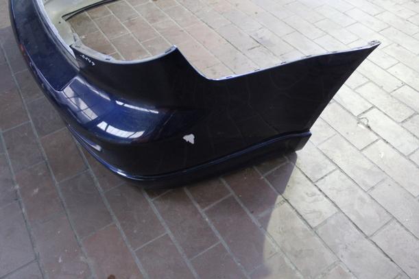 Foto: STOSSFÄNGER / STOßSTANGE HINTEN ( STUFENHECK ) eines Suzuki SX4 1.6 VVT GLX