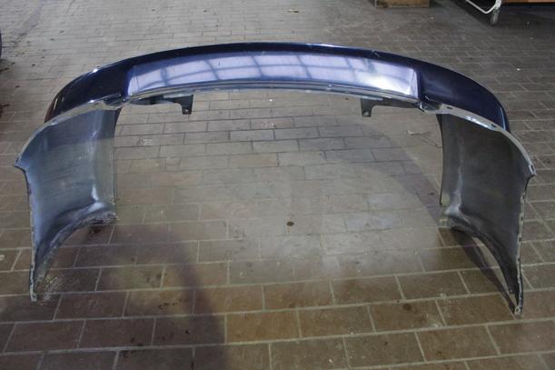Foto: STOSSFÄNGER / STOßSTANGE HINTEN ( STUFENHECK ) eines Suzuki SX4 1.6 VVT GLX