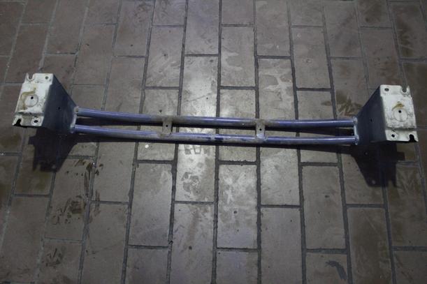 Foto: VERSTÄRKUNG HINTEN eines Suzuki SX4 1.6 VVT GLX