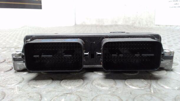 Foto: STEUERGERÄT EINSPRITZUNG / MOTORSTEUERGERÄT ECU eines Suzuki SX4 1.6 VVT GLX