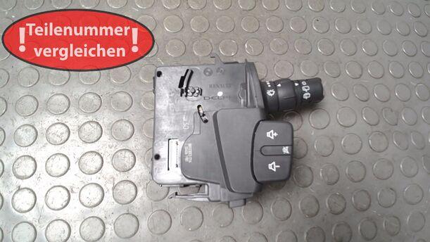 Foto: SCHEIBENWISCHERSCHALTER eines Renault Clio 1.2 16V GLXi