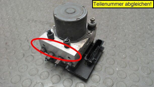 Foto: HAUPTBREMSAGGREGAT ABS eines Suzuki SX4 1.6 VVT GLXi