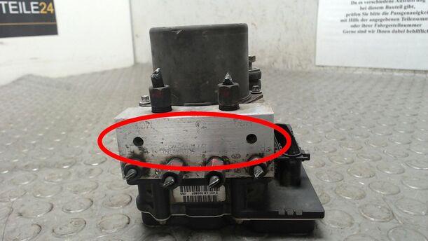 Foto: HAUPTBREMSAGGREGAT ABS eines Suzuki SX4 1.6 VVT GLXi