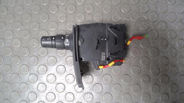 Foto: BLINKSCHALTER/ KOMBISCHALTER eines Renault Clio 1.2 16V GLXi