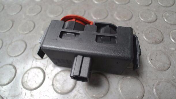 Foto: WARNBLINKSCHALTER eines Renault Clio 1.2 16V GLXi