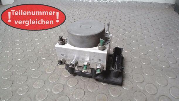 Foto: HAUPTBREMSAGGREGAT ABS eines Renault Clio 1.2 16V GLX