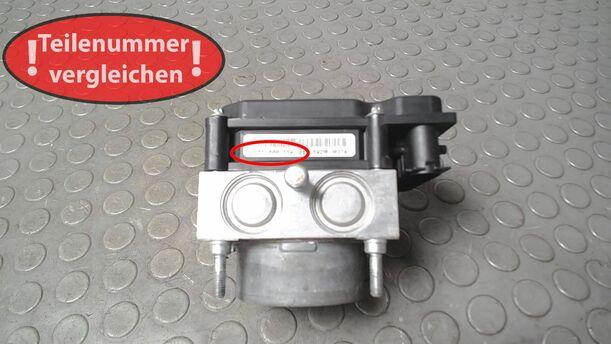 Foto: HAUPTBREMSAGGREGAT ABS eines Renault Clio 1.2 16V GLX