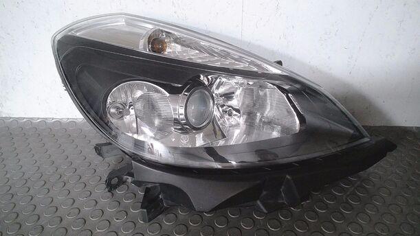 Foto: SCHEINWERFER RECHTS ( VALEO ) eines Renault Clio 1.2 16V GLX