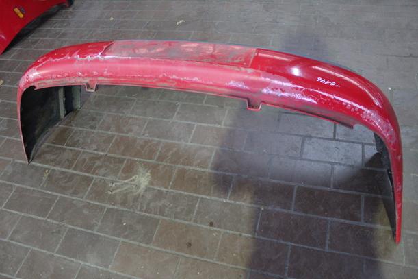 Foto: STOSSFÄNGER / STOßSTANGE VORN ( VOR FACELIFT ) eines Seat Cordoba 1.4 CC