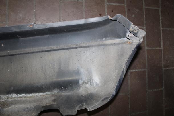 Foto: STOSSFÄNGER/ STOßSTANGE HINTEN ( FACELIFT ) eines Opel Corsa 12V