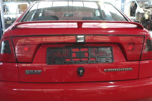 Foto: HECKDECKEL / HECKKLAPPE eines Seat Cordoba 1.4 Business