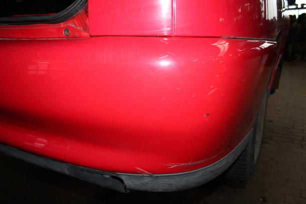 Foto: STOSSFÄNGER / STOßSTANGE HINTEN eines Seat Cordoba 1.4 Business