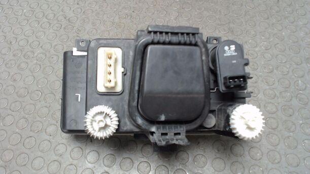 Foto: SCHEINWERFER LINKS eines Seat Cordoba 1.4 Business