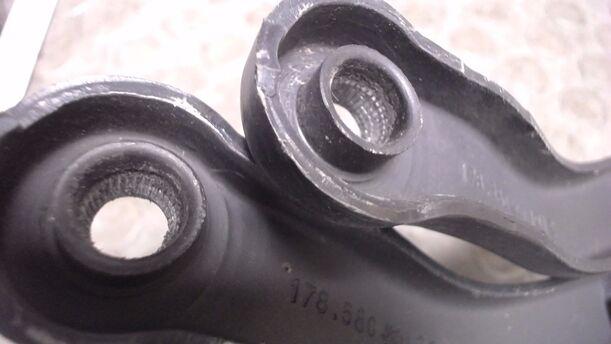 Foto: WISCHERARME VORN eines Opel Corsa 1.4 16V Business