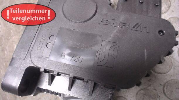 Foto: GASPEDAL eines Opel Corsa 1.4 16V Business