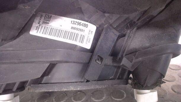 Foto: HECKLEUCHTE / RÜCKLICHT RECHTS eines Opel Corsa 1.4 16V Business