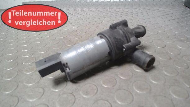 Foto: ELEKTRISCHE ZUSATZWASSERPUMPE ( BOSCH ) eines Ford Galaxy TDI Business
