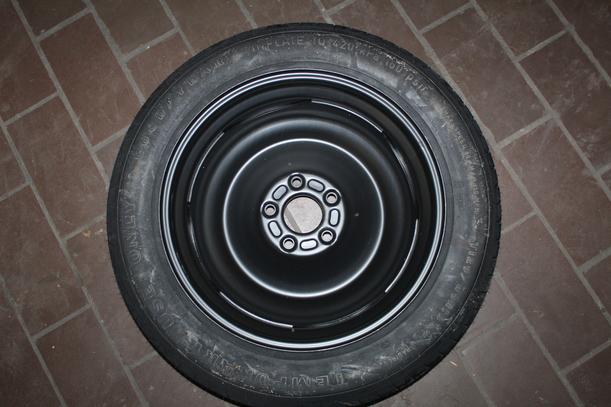 Foto: NOTRAD/ RESERVERAD eines Ford Focus 1.6 Ti-VCT Business