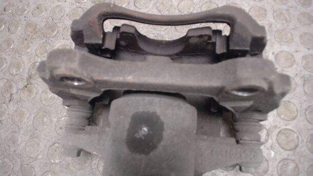 Foto: BREMSSATTEL BOSCH VORN LINKS eines Opel Corsa 1.4 16V Business