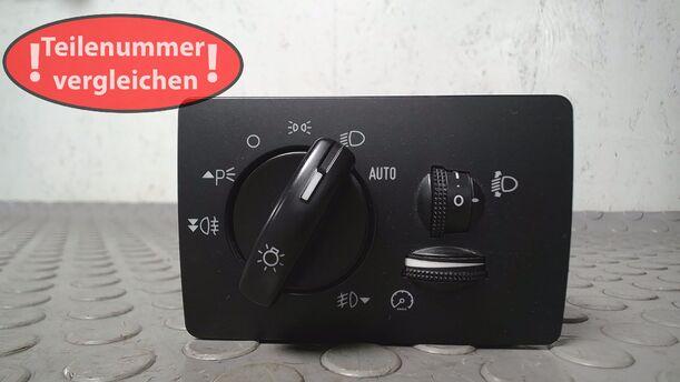 Foto: LICHTSCHALTER ( FÜR NEBELSCHEINWERFER ) eines Ford Focus 1.6 Ti-VCT Business