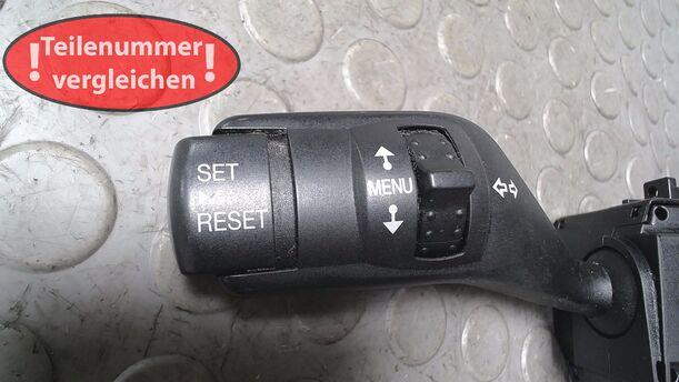 Foto: BLINKSCHALTER/ KOMBISCHALTER eines Ford Focus 1.6 Ti-VCT Business