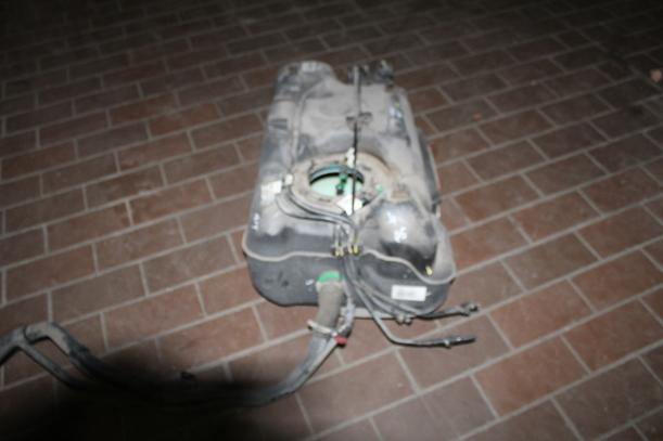 Foto: KRAFTSTOFFTANK ( BENZIN ) eines Opel Mokka 1.4 Turbo ecoFLEX Start/Stop Business