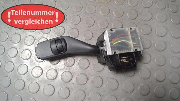 Foto: SCHEIBENWISCHERSCHALTER eines Ford Focus 1.6 Ti-VCT Business