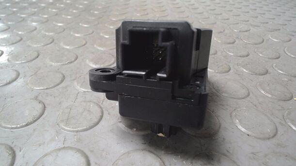 Foto: STELLMOTOR HEIZUNG eines Ford Focus 1.6 Ti-VCT Business