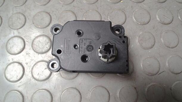 Foto: STELLMOTOR HEIZUNG eines Ford Focus 1.6 Ti-VCT Business