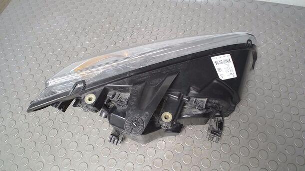 Foto: SCHEINWERFER LINKS ( VOR FACELIFT ) eines Ford Focus 1.6 Ti-VCT Business