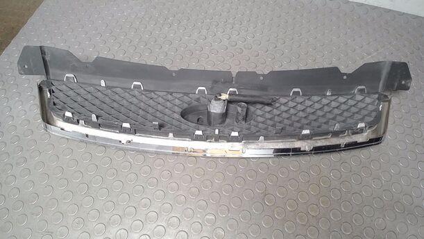 Foto: KÜHLERGRILL ( VOR FACELIFT / CHROM ) eines Ford Focus 1.6 Ti-VCT Business