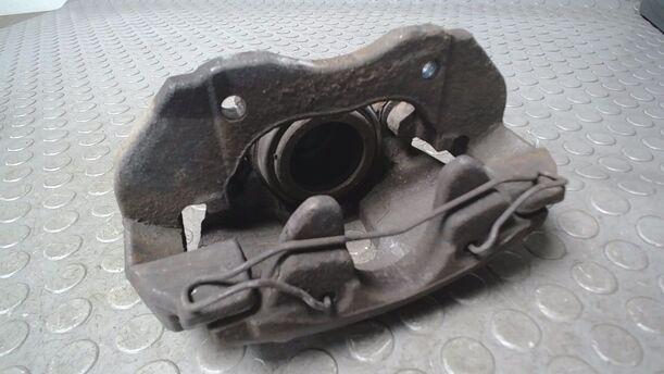 Foto: BREMSSATTEL VORN LINKS ( ATE ) eines Ford Focus 1.6 Ti-VCT Business