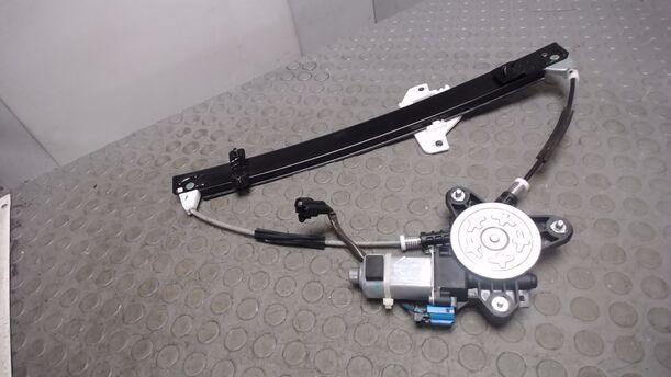 Foto: FENSTERHEBER ELEKTRISCH VORN LINKS eines Chevrolet Spark 1.0 Business