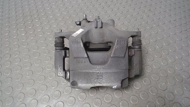Foto: BREMSSATTEL VORN RECHTS ( GM ) eines Opel Mokka 1.4 Turbo ecoFLEX Start/Stop Business