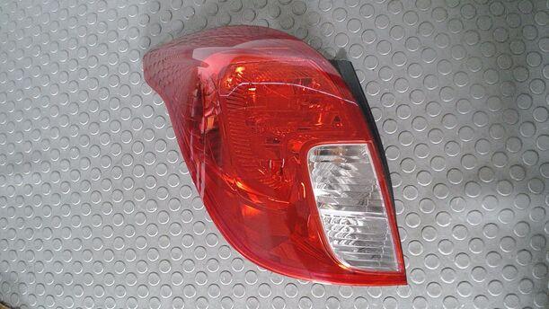 Foto: HECKLEUCHTE/ RÜCKLEUCHTE LINKS eines Opel Mokka 1.4 Turbo ecoFLEX Start/Stop Business