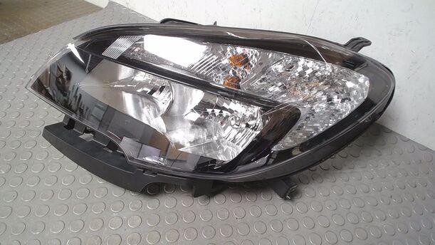 Foto: SCHEINWERFER LINKS ( HALOGEN ) eines Opel Mokka 1.4 Turbo ecoFLEX Start/Stop Business