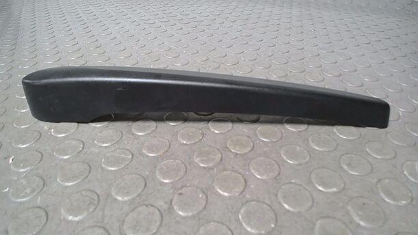 Foto: SCHEIBENWISCHERARM HINTEN ( MIT ABDECKUNG WISCHERARM ) eines Opel Mokka 1.4 Turbo ecoFLEX Start/Stop SX