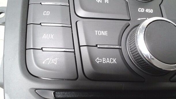 Foto: RADIOBEDIENTEIL CD450 eines Opel Mokka 1.4 Turbo ecoFLEX Start/Stop SX