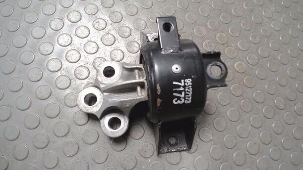 Foto: MOTORHALTERUNG LINKS ( GETRIEBESEITE ) eines Opel Mokka 1.4 Turbo ecoFLEX Start/Stop SX